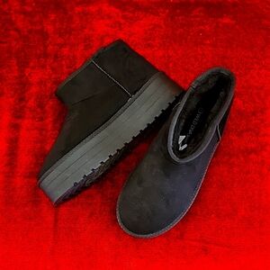 UGG dupes size 7 platform booties